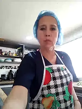 Snapshot of MARYQUANT chatting on October 2025 04:04:02 PM MARYQUANT online show from October 2025 04:04:02 PM