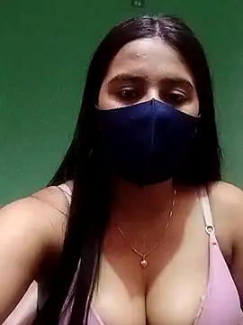 lovely-tanu online show from December 2024 03:11:02 PM