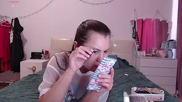 MiraMiss online show from April 2026 08:48:01 AM