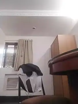 jenilmax online show from January 2026 11:47:01 AM