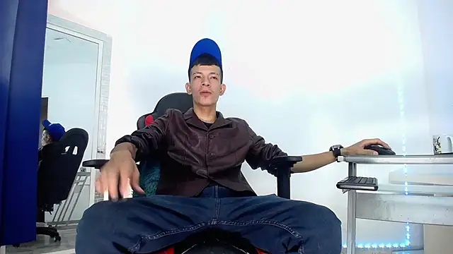 Snapshot of Favel_Gomez7 chatting on December 2024 07:50:02 PM Favel Gomez7 online show from December 2024 07:50:02 PM