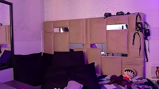 Queenjenn   online show from March 2026 05:34:01 AM