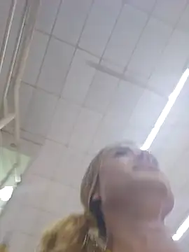 FoxBabyBR online show from December 2024 04:06:01 PM