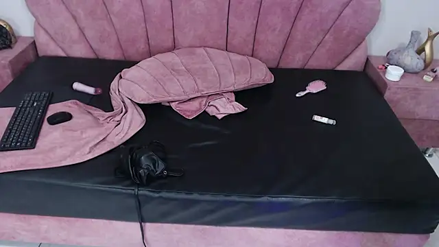 Candy Bony online show from January 2025 12:52:02 AM