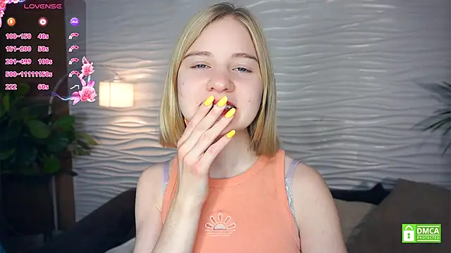 OdelinaFicken online show from November 2025 04:11:01 AM