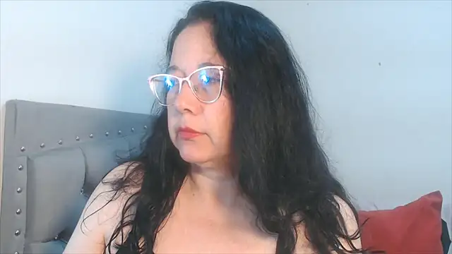 Snapshot of maturepriscila chatting on September 2025 01:33:01 PM maturepriscila online show from September 2025 01:33:01 PM