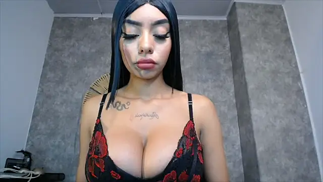 Tiffanny online show from January 2025 04:01:01 PM