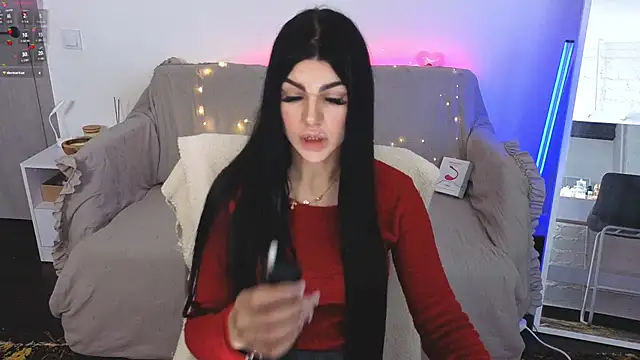 Tiffany lab online show from October 2025 10:13:01 AM