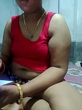 Snapshot of Super-Couple chatting on October 2025 06:22:02 AM Super-Couple online show from October 2025 06:22:02 AM