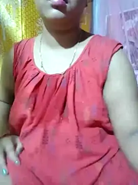 Snapshot of Super-Couple chatting on April 2026 04:15:02 AM Super-Couple online show from April 2026 04:15:02 AM