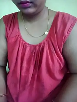 Snapshot of Super-Couple chatting on June 2026 02:35:02 AM Super-Couple online show from June 2026 02:35:02 AM