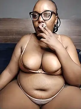 CHERRYYUMMY online show from April 2026 06:41:02 AM