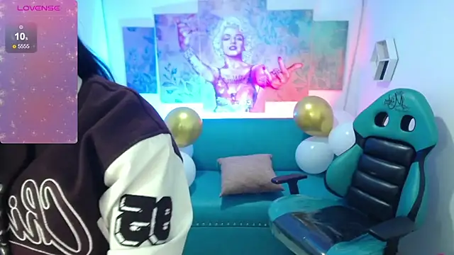 Sofi hot 4m online show from February 2026 09:49:02 AM