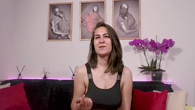 Antonia 1313 online show from June 2026 04:56:01 AM