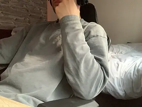 taallguyy 196 online show from March 2025 05:36:01 PM