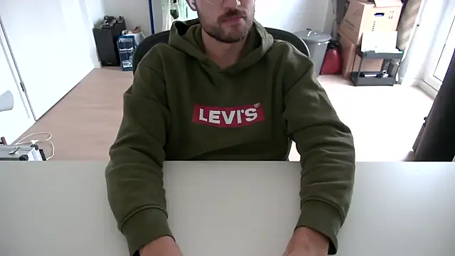 taallguyy 196 online show from October 2025 02:52:01 PM