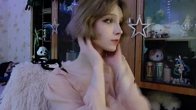 Snapshot of cloudgirrl chatting on March 2025 06:10:02 PM cloudgirrl online show from March 2025 06:10:02 PM