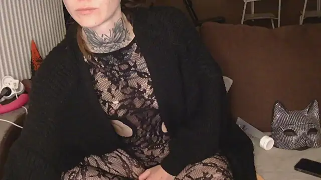 liloucamchaudee online show from April 2026 07:20:02 PM