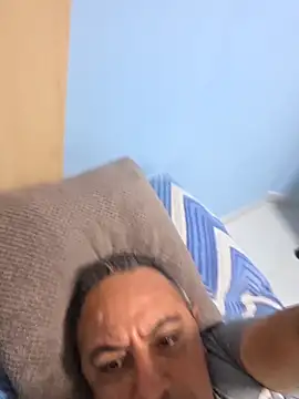 abdelhak33 online show from March 2026 07:40:01 PM