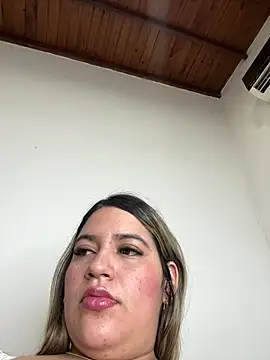 Amira  Fatima online show from September 2025 01:37:01 PM