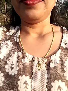 Sneha gril online show from February 2025 10:42:02 AM