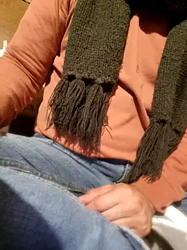 Snapshot of abdierkader chatting on November 2025 04:56:02 AM abdierkader online show from November 2025 04:56:02 AM