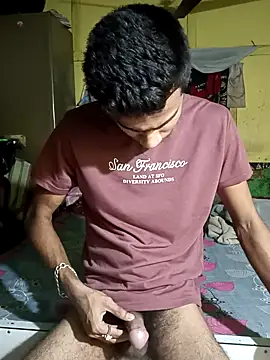 Snapshot of Skinny_Bigass_23 chatting on March 2025 06:01:02 PM Skinny Bigass 23 online show from March 2025 06:01:02 PM