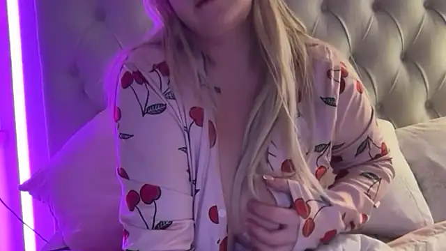 blairbella online show from November 2025 06:41:02 PM