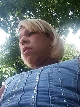 blondebitchlitle online show from November 2025 05:23:01 PM