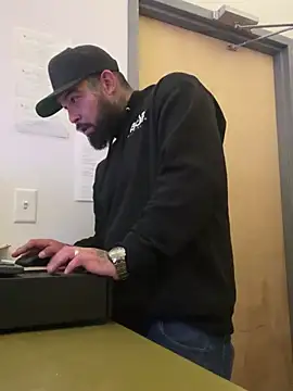 jr91esl online show from February 2025 02:37:01 AM