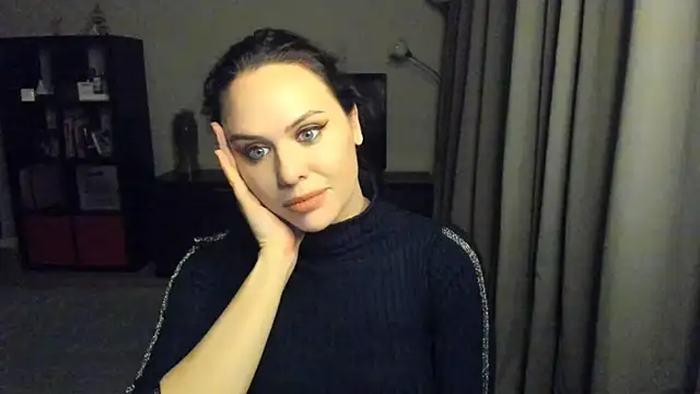 MollyCheiz online show from January 2025 05:13:02 PM