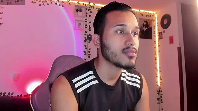 Raf brunette online show from January 2025 11:00:02 AM