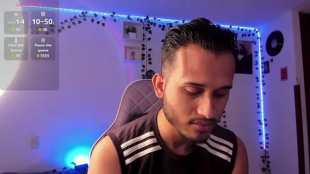 Raf brunette online show from February 2025 11:41:02 AM