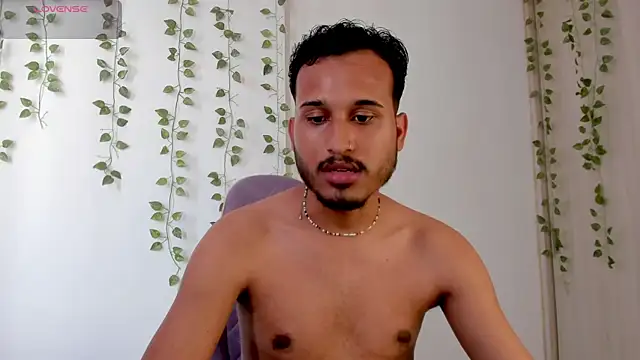 Raf brunette online show from September 2025 02:39:02 PM