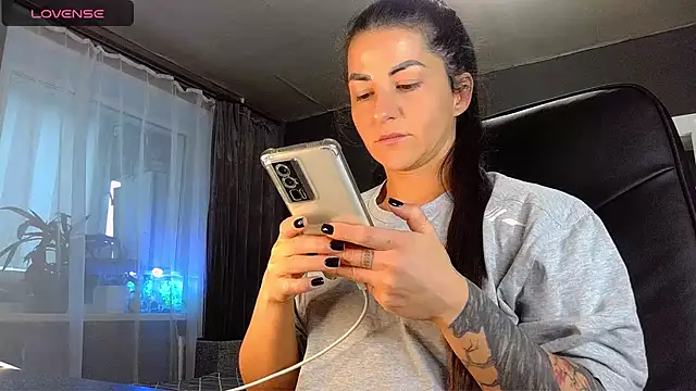 Aria Dl online show from January 2025 12:43:01 PM