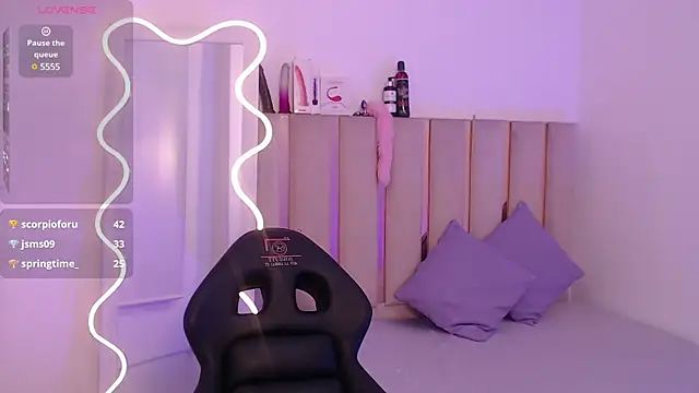 Snapshot of Andy_tay1 chatting on March 2025 09:52:02 AM Andy tay1 online show from March 2025 09:52:02 AM