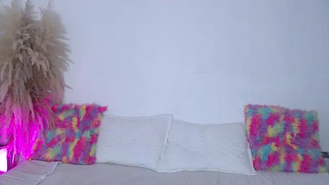 alinakiss online show from February 2025 10:42:02 PM