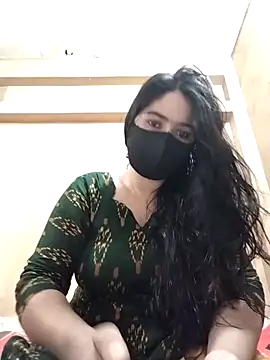 Magical Girl- online show from October 2025 04:00:01 AM