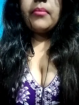 Love-Veronica online show from February 2026 01:19:02 PM