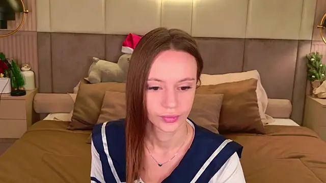 Snapshot of RebeccaMartons chatting on January 2025 08:52:02 PM RebeccaMartons online show from January 2025 08:52:02 PM