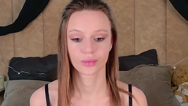 Snapshot of RebeccaMartons chatting on January 2025 12:27:01 AM RebeccaMartons online show from January 2025 12:27:01 AM
