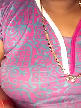 Sexy Radhikaa online show from November 2025 04:33:02 AM