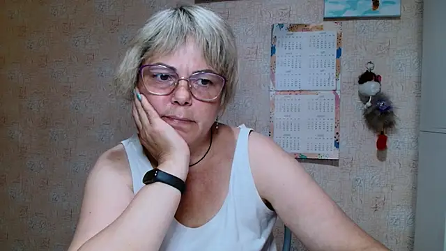 Snapshot of sweetsunset11 chatting on September 2025 03:33:01 PM sweetsunset11 online show from September 2025 03:33:01 PM