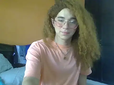 Snapshot of CELESSTESeductora chatting on February 2025 04:14:02 PM CELESSTESeductora online show from February 2025 04:14:02 PM