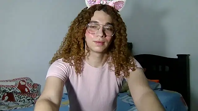 Snapshot of CELESSTESeductora chatting on February 2025 06:51:01 PM CELESSTESeductora online show from February 2025 06:51:01 PM