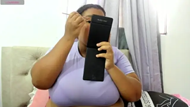 macarenaawills online show from April 2026 04:19:01 PM