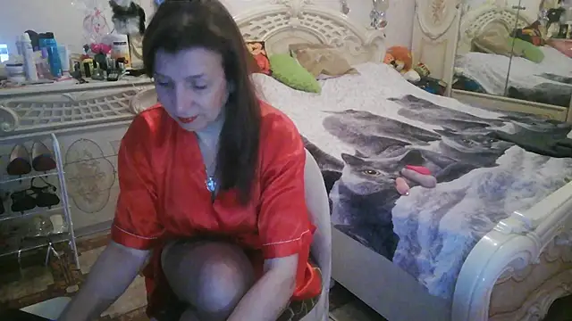 Debra Phoenix online show from July 2026 12:17:01 AM