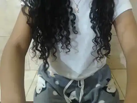 Snapshot of Nolimtslove chatting on January 2025 12:39:01 AM Nolimtslove online show from January 2025 12:39:01 AM