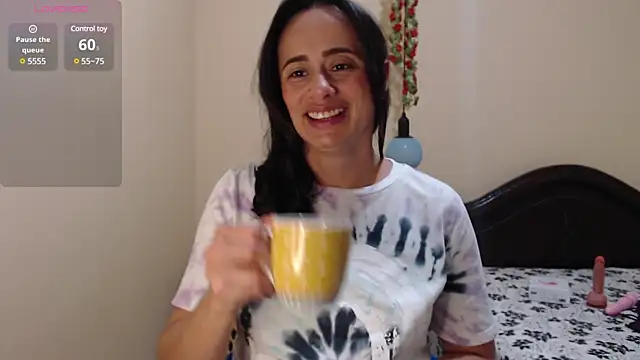 Snapshot of sara_florez1 chatting on January 2025 11:07:02 AM sara florez1 online show from January 2025 11:07:02 AM