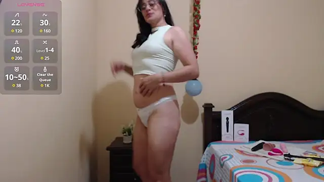 Snapshot of sara_florez1 chatting on January 2025 11:13:01 AM sara florez1 online show from January 2025 11:13:01 AM